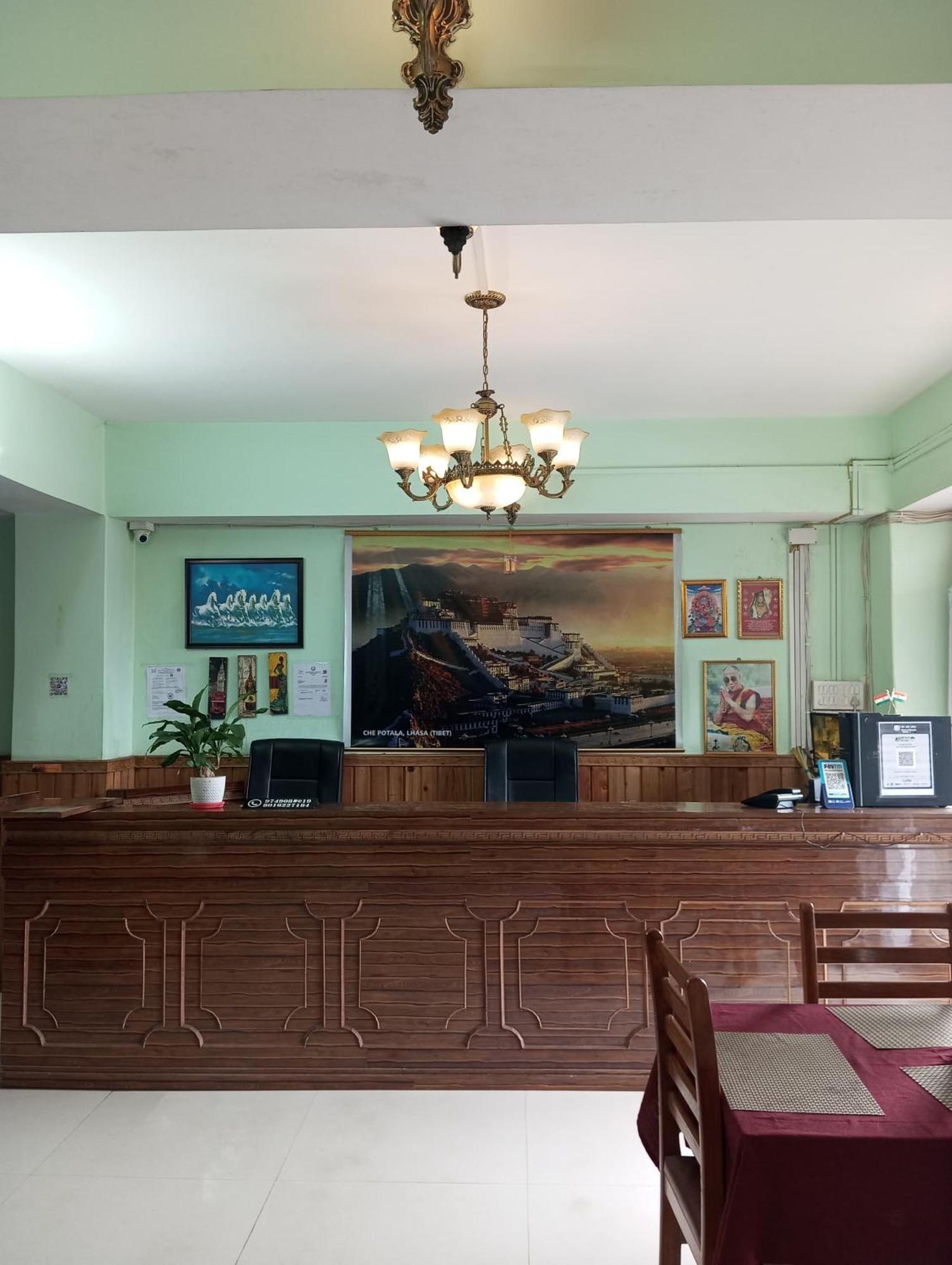 Hotel Lhasa 甘托克 外观 照片